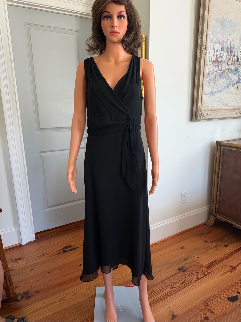 Classic Vintage Black V-Neck Tie-Waist Midi Dress